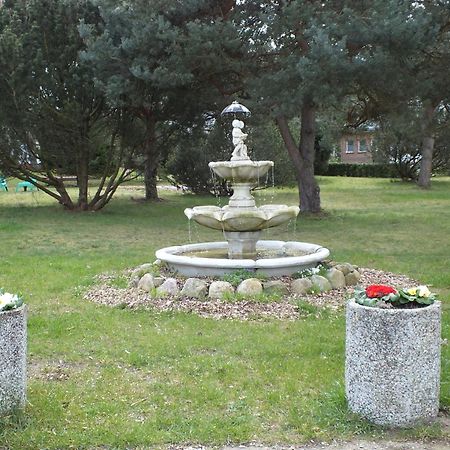 Zimmer Im Ferienpark Buntspecht Pruchten Экстерьер фото
